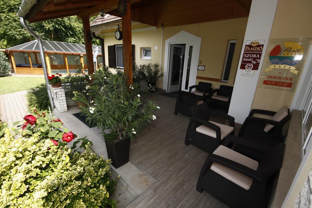 Hotel Parti Panzio Tata Exterior foto