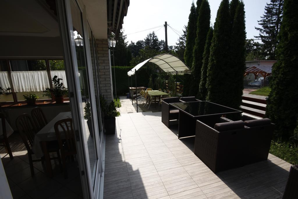 Hotel Parti Panzio Tata Exterior foto